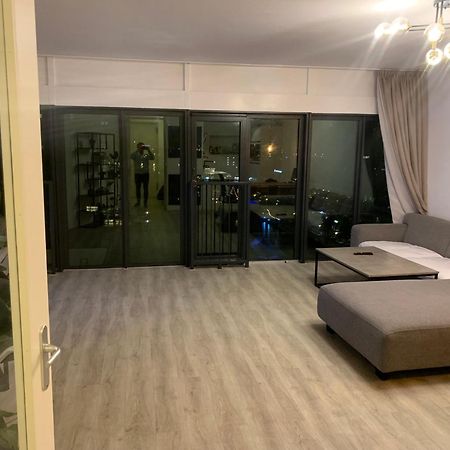 Stunning View Apt Free Parking Apartment Rotterdam Bagian luar foto
