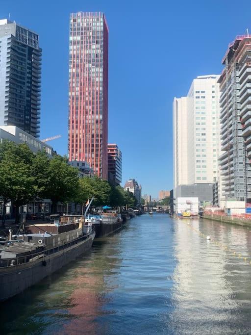 Stunning View Apt Free Parking Apartment Rotterdam Bagian luar foto