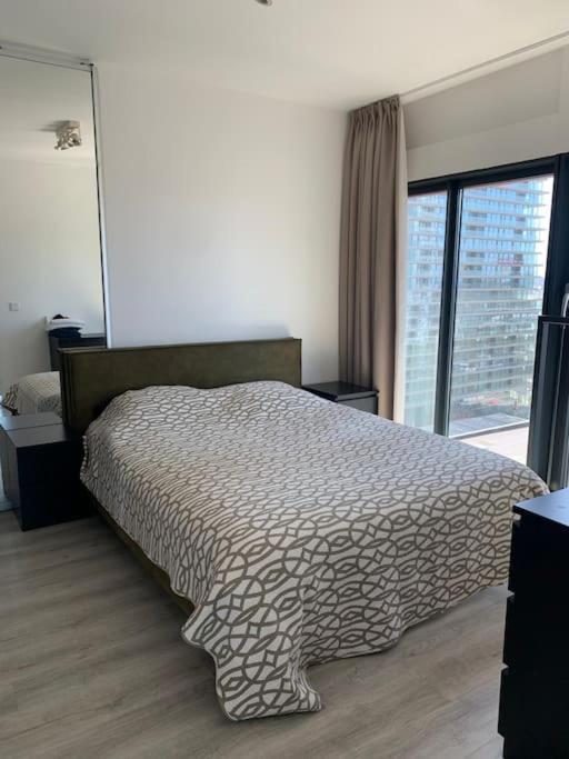 Stunning View Apt Free Parking Apartment Rotterdam Bagian luar foto