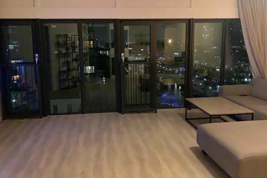 Stunning View Apt Free Parking Apartment Rotterdam Bagian luar foto